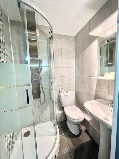 Kyriad Direct Reims Bezannes Exterior foto